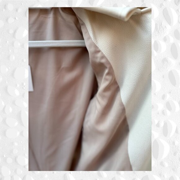 Aritzia Wilfred Mayet Jacket - Ivory/Silver - Medium - Like New - Picture 10 of 10